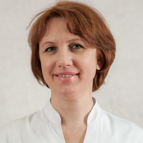 На фотографии Быкова Надежда Сергеевна