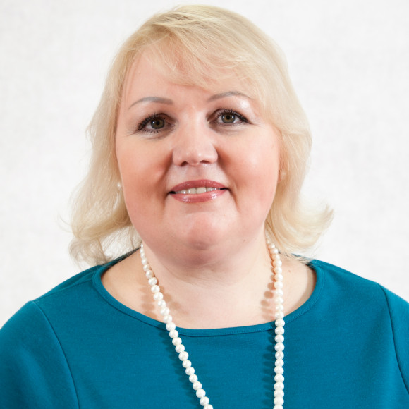 На фотографии Мусатова Ольга Валерьевна