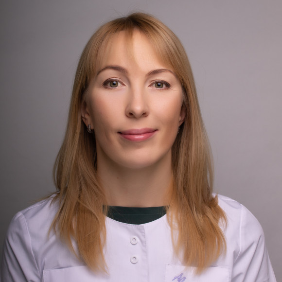 На фотографии Журавлева Ольга Александровна