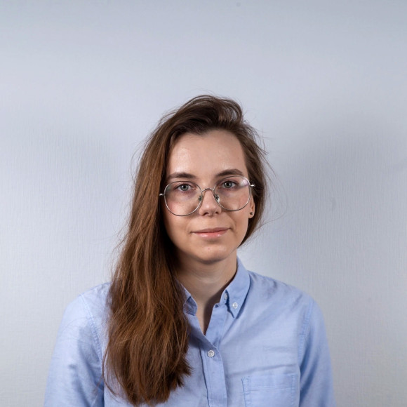 На фотографии Самойлова Юлия Олеговна